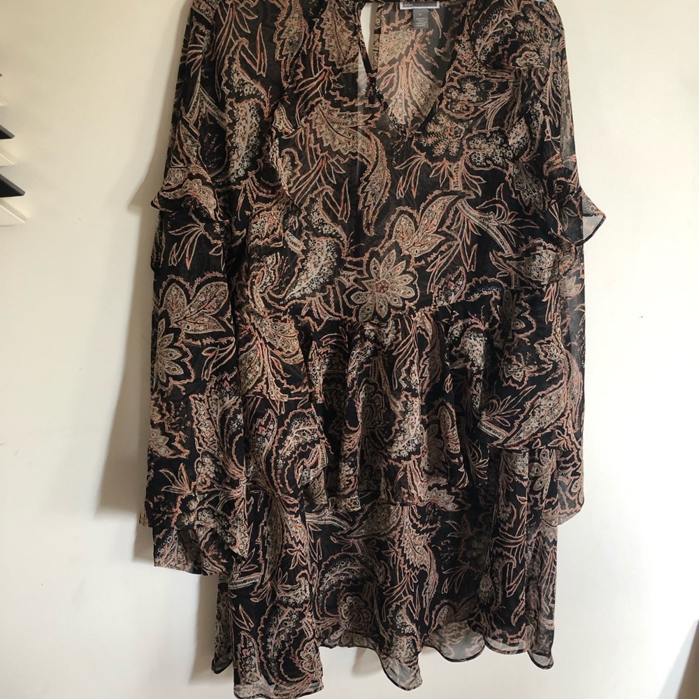Perfect for Fall Chelsea 28 flowy sheer dress.